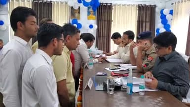 कैराना: रजिस्ट्रार कार्यालय में तैनात बाबू पर स्टांप वापसी की एवज में 10 हजार रुपए मांगने का लगा आरोप, एडीएम से की गई शिकायत