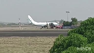 हुज़ूर: विशेष विमान से राजाभोज एयरपोर्ट पर पहुंचे प्रधानमंत्री नरेंद्र मोदी