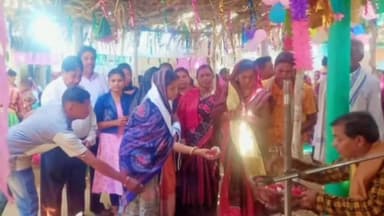 ବରପାଲି: ଚିକିନିପାଲି ଗ୍ରାମରେ ମନ୍ଦିର ପ୍ରତିଷ୍ଠା ମହୋତ୍ସବରେ ଯୋଗଦେଲେ ମନ୍ତ୍ରୀ ରୀତା ସାହୁ