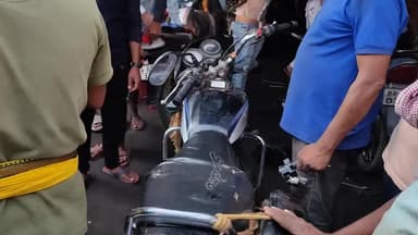 करपी: करपी मोटरसाइकिल मैकेनिक के यहां चोरी हुई मोटरसाइकिल पकड़ी गई, आपसी पंचायती के बाद मामला रफा-दफा