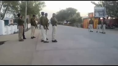 अमानगंज: पुलिस ने अमानगंज थाना तिराहे पर लगाई वाहन चेकिंग, लापरवाह 7 चालकों के काटे चालान