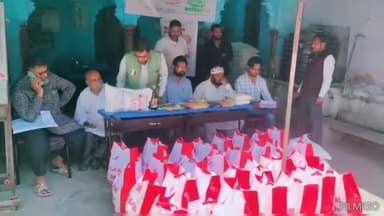 वेलफेयर पार्टी ऑफ़ इंडिया ने 60 ज़रूरतमंदों को   राशन किट किए वितरित