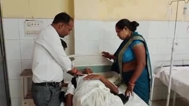 मैनपुरी: नगला पजावा में बच्चों को ट्यूशन से लेकर घर आ रहे एक वृद्ध को ट्रक ने मारी टक्कर, घायल को अस्पताल में कराया गया भर्ती