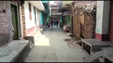 बिहार: पहाड़पुरा गांव में गोली लगने से हुई मौत के बाद इलाके में छाया सन्नाटा ,काफी संख्या में पुलिस की हुई तैनाती