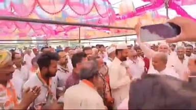 बाड़मेर: वार्ड संख्या 55 में हाथ से हाथ जोड़ो कार्यक्रम के तहत विधायक आपके द्वार कार्यक्रम का हुआ आयोजन विधायक का किया स्वागत