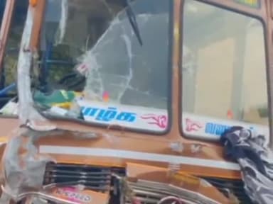 ट्रक-पिकअप में भिड़ंत, एक परिवार के 5 लोगों की मौत: #सालासर बालाजी के दर्शन कर लौट रहे थे, 3 गंभीर हालत में हिसार रेफर