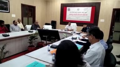 मथुरा: नगर निगम ने डीएम की अध्यक्षता में 3 तंबाकू विक्रेताओं को लाइसेंस किए जारी, निर्धारित नियमों का करना होगा पालन