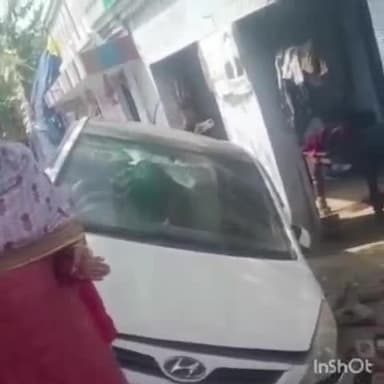 धौलाना: गांव नारायणपुर में दुकान के बाहर बैठे बुजुर्ग को तेज रफ्तार बेकाबू कार ने मारी टक्कर ,बुजुर्ग की उपचार के दौरान हुई मौत