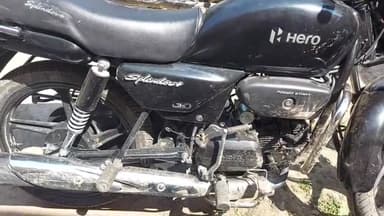 हरलाखी: हरलाखी पुलिस ने चोरी की बाइक के साथ एक नेपाली चोर को गिरफ्तार कर न्यायिक हिरासत में भेजा