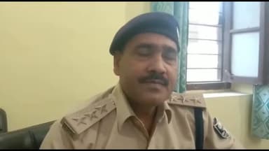 मोतिहारी: न्यायालय परिसर मोतिहारी की सुरक्षा का सदर डीएसपी राम कुमार सिंह ने लिया जायजा, सुरक्षा कर्मियों को दिए जरूरी निर्देश