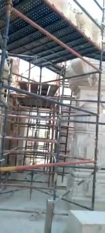 जगद्गुरु शंकराचार्य स्वामिश्रीः अविमुक्तेश्वरानन्दः सरस्वती महाराज 1008 श्री चरणों के आशीर्वाद उत्तरप्रदेश कबड्डी संघ ,प्रो कबड्डी के रेफरी सम्मानित सुरेश कुमार सिंह जी के सहयोग से श्री राम जन्म भूमि भगवान के गर्भ गृह के दर्शन नर्मदा प्रसाद