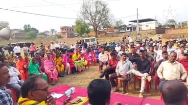 पतरातू: लोकल सेल चालू करने की मांग को लेकर सौदा बस्ती फाउंडेशन की ओर से बैठक की गई आयोजित