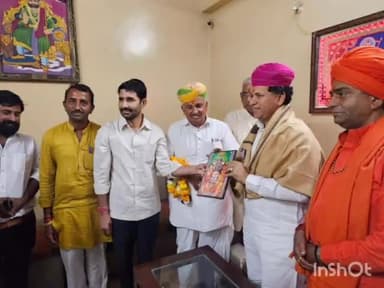 पोकरण: केंद्रीय कृषि राज्य मंत्री कैलाश चौधरी ने रामदेवरा में बाबा रामदेव की समाधि के किए दर्शन