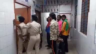 जमुई: उत्पाद विभाग की टीम ने बुकार और अंबा गांव से 5 शराब तस्करों को किया गिरफ्तार