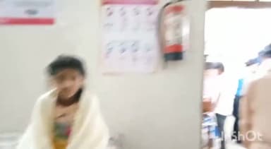 टीकमगढ़: महाराज पुरा गांव में जलने से एक बालिका हुई घायल, जिला अस्पताल में किया भर्ती