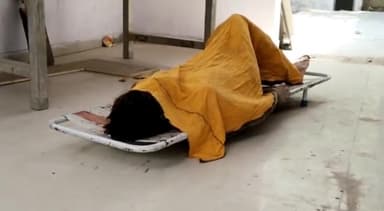 आरा: लछु टोला गांव में गंगा घाट पर नहाने गए युवक की डूबने से हुई मौत, सदर अस्पताल में हुआ पोस्टमार्टम