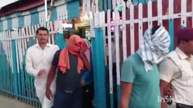 जमुई: झाझा रेलवे स्टेशन पर व्यापारी से 5 करोड़ की लूट मामले में 4 रेल पुलिस व एक चोर गिरफ्तार, रुपयों की तलाश में जुटी पुलिस