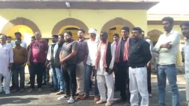 पन्ना: एसपी कार्यालय में हत्या के आरोपियों को सजा दिलाए जाने की मांग को लेकर परिजनों ने सौंपा ज्ञापन