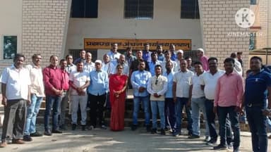 पतरातू: बलकूदरा पंचायत क्षेत्र के ग्रामीण पहुंचे पतरातू अंचल कार्यालय