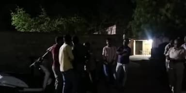 बाड़मेर: जिले के सदर थाना क्षेत्र के अणदोनीयों की ढाणी के पास जानवर को बचाने के चक्‍कर में पलटी गाड़ी, 3 लोगों की हुई दर्दनाक मौत