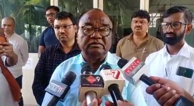 कांके: झारखंड के शिक्षा मंत्री जगरनाथ महतो के निधन पर विधायक लोबिन हेंब्रम ने जताया दुख