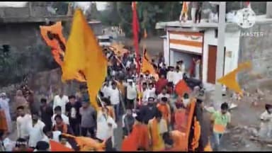 निपानिया बैजनाथ में खेड़ापति हनुमान को छप्पन भोग लगाकर की महाआरती ध्वज यात्रा में बड़ी संख्या में शामिल हुए भक्त