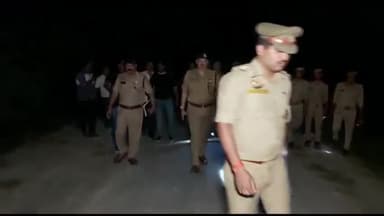 शाहबाद: मझिला से पुलिस ने 2 अभियुक्तों को किया गिरफ्तार, आरोपियों के पास से 40 लीटर अवैध शराब की बरामद