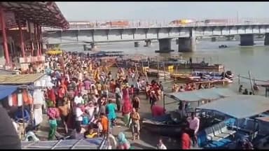 धनौरा: बृजघाट व तिगरी गंगा धाम में पूर्णिमा पर हजारों श्रद्धालुओं ने लगाई डुबकी, पुलिस बल रहा तैनात