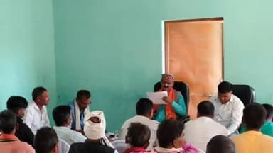 बलरामपुर: तुलसीपुर विधायक कैलाश नाथ शुक्ला ने शिवपुरा मंडल में धामपुर शक्ति केंद्र के सभी बूथों पर कराया बूथ सत्यापन