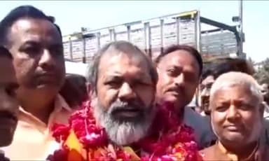 रायबरेली: श्रम राज्यमंत्री सुनील बराला ने स्वामी प्रसाद मौर्य के द्वारा लगाए गए विवादित नारों पर कहा कि वह छूटे हुए कारतूस हैं