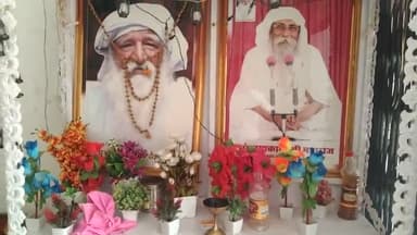 यूपी बलरामपुर में लालपुर चौराहे पर पर बाबा जयगुरूदेव के अनुयाइयों की बैठक हुई। आगामी 14 अप्रैल को तीन दिवसीय सत्संग के ब