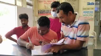 बहादुरगढ़: गांव लोहारहेडी में बंद कमरे में फंदे से लटका मिला युवक का शव, जांच में जुटी पुलिस