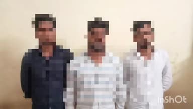 रॉबर्ट्सगंज: एआरटीओ की शिकायत पर पुलिस ने फर्जी डीएल व कागजात बनाने वाले गिरोह के तीन अभियुक्तों को किया गिरफ्तार,36फर्जी डीएल बरामद।