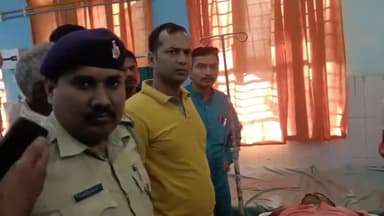 लखीसराय: लखीसराय शहर के b.ed कॉलेज के समीप अज्ञात अपराधियों ने प्रॉपर्टी डीलर की गोली मारकर की हत्या जांच में जुटी पुलिस