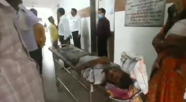 देवसर: चितरंगी गढवा मुख्य मार्ग पर तेज रफ्तार परिवहन करता बाइक सवार अनियंत्रित होकर गिरा, बाइक चालक हुआ घायल