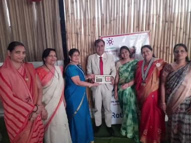 मेड़ता: शहर के वैभव श्री होटल में रोटरी क्लब की बैठक का हुआ आयोजन, अनेक मुद्दों पर हुई चर्चा