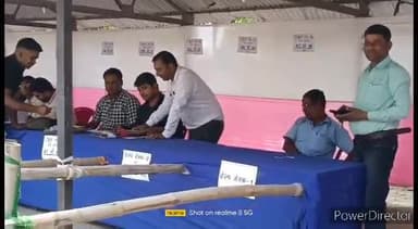 कहरा: निर्वाचन विभाग द्वारा एसडीओ कार्यालय परिसर में शिविर लगाकर मतदाताओं के लिए जा रहे दावे आपत्ति, शनिवार को आए कुल 26 दावे