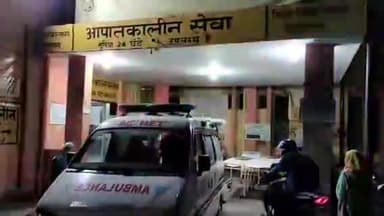 मुरादाबाद: टीएमयू के पास तेज रफ्तार अज्ञात बस ने बाइक सवार दो युवकों को मारी टक्कर, एक की मौत व दूसरा घायल