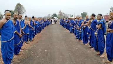 कल प्रातः 9बजे हेलीकॉप्टर से 

परमाराध्य परमधर्माधीश उत्तराम्नाय ज्योतिष्पीठाधीश्वर जगतगुरुशंकराचार्य भगवान स्वामीश्री 1008 अविमुक्तेश्वरानन्दः सरस्वती जी महाराज  रायपुर से परम्हंशी गंगा आश्रम पधार रहे है स्वागत के लिए हेलीपैड पर भक्तजन