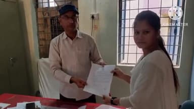 हटा: हरदुआ सड़क की युवा सरपंच रश्मि मुंडा ने संविदा शिक्षक बनने पर दिया इस्तीफा