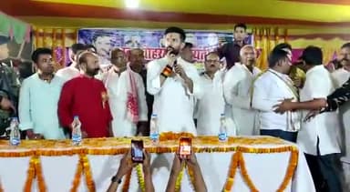 महुआ: कटहरा एवं मिल्की चकस्या में वीर चौहरमल जयंती समारोह में शामिल हुए लोजपा सुप्रीमो चिराग पासवान