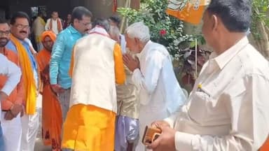 रॉबर्ट्सगंज: सदर विधायक भूपेश चौबे ने आवास पर लगाया जनता दरबार, सुनी जन समस्याएं