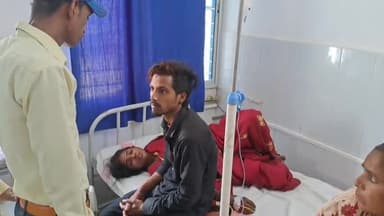 जमुई: टाउन थाना क्षेत्र के न्यू टोला बिहारी में लव मैरिज करने पर स्थानीय लोगों ने प्रेमी जोड़े को पीटा, सदर अस्पताल में भर्ती