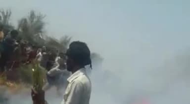 घाटमपुर: कुरसेडा गांव में संदिग्ध परिस्थितियों में गेहूं की फसल हुई जलकर राख, फायर ब्रिगेड ने पाया आग पर काबू