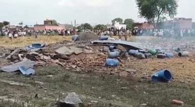 बुलंदशहर: नगर क्षेत्र की सरिता विहार कॉलौनी में केमिकल फैक्ट्री में ब्लास्ट के बाद जिले में पुलिस अलर्ट