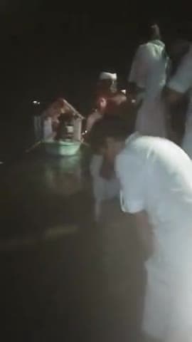 नर्मदा परिक्रमा मार्ग से कल जबलपुर ग्वारीघाट पहुंचकर महा आरती एवं दीप दान करते हुए मध्यप्रदेश विधानसभा के पूर्व अध्यक्ष गोटेगांव विधायक श्री प्रजापति जी।