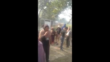 जखनिया: #newslive24 gram sabha bakhara thana dullahpur tehsil jakhanian ka hai #news18 #brekaingnews