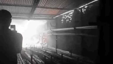 शाहबाद: कोतवाली शाहाबाद के पास एक बिल्डिंग मटेरियल की दुकान में शॉर्ट सर्किट के चलते अचानक लगी आग