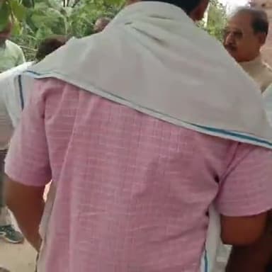 मड़ियाहू: भाजपा सांसद बीपी सरोज ग्राम पंचायत ब्रह्म देवा पहुंचे, भाजपा नेता राहुल सिंह के नेतृत्व में कार्यकर्ताओं ने किया स्वागत