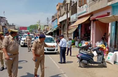 बुलंदशहर: बूरा बाजार चौराहे पर एसपी सिटी सुरेंद्रनाथ तिवारी ने अतिक्रमण को लेकर चलाया सघन अभियान